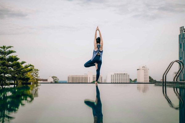 Comment les seniors peuvent-ils bénéficier des thérapies par la lumière naturelle pour améliorer leur humeur?
